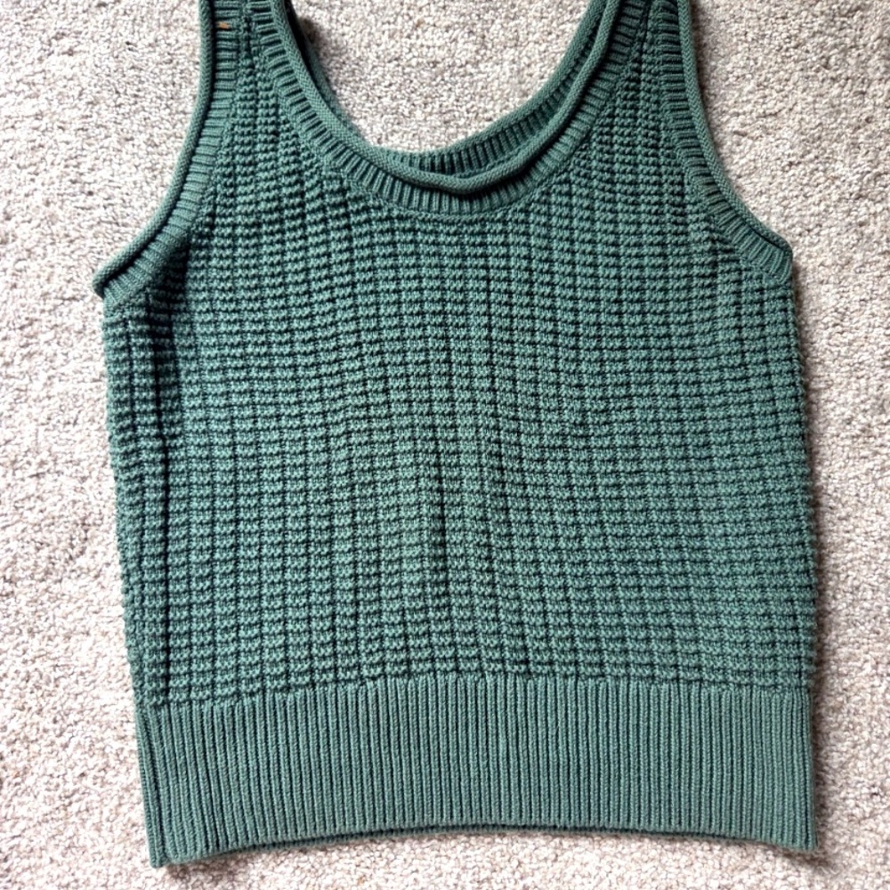 Quince 100% Organic Cotton Waffle Cropped Sweater Tank